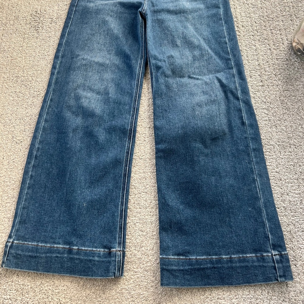 Jeans - Picture 2 of 3